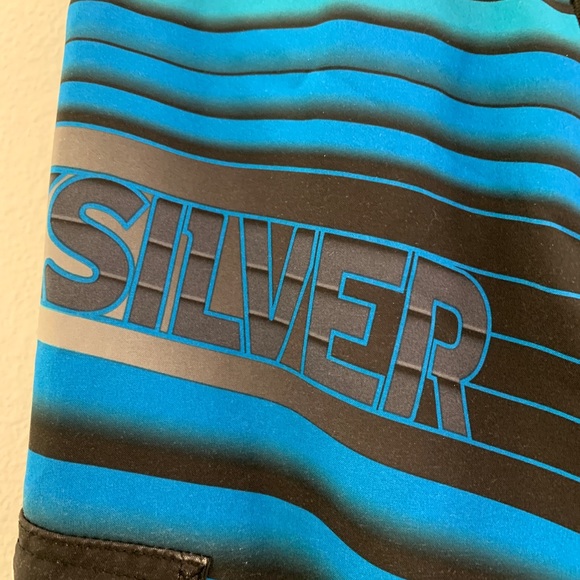 Quicksilver board shorts. Size tag unreadable. - Picture 2 of 16